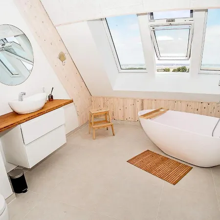 Xviii Holiday home *